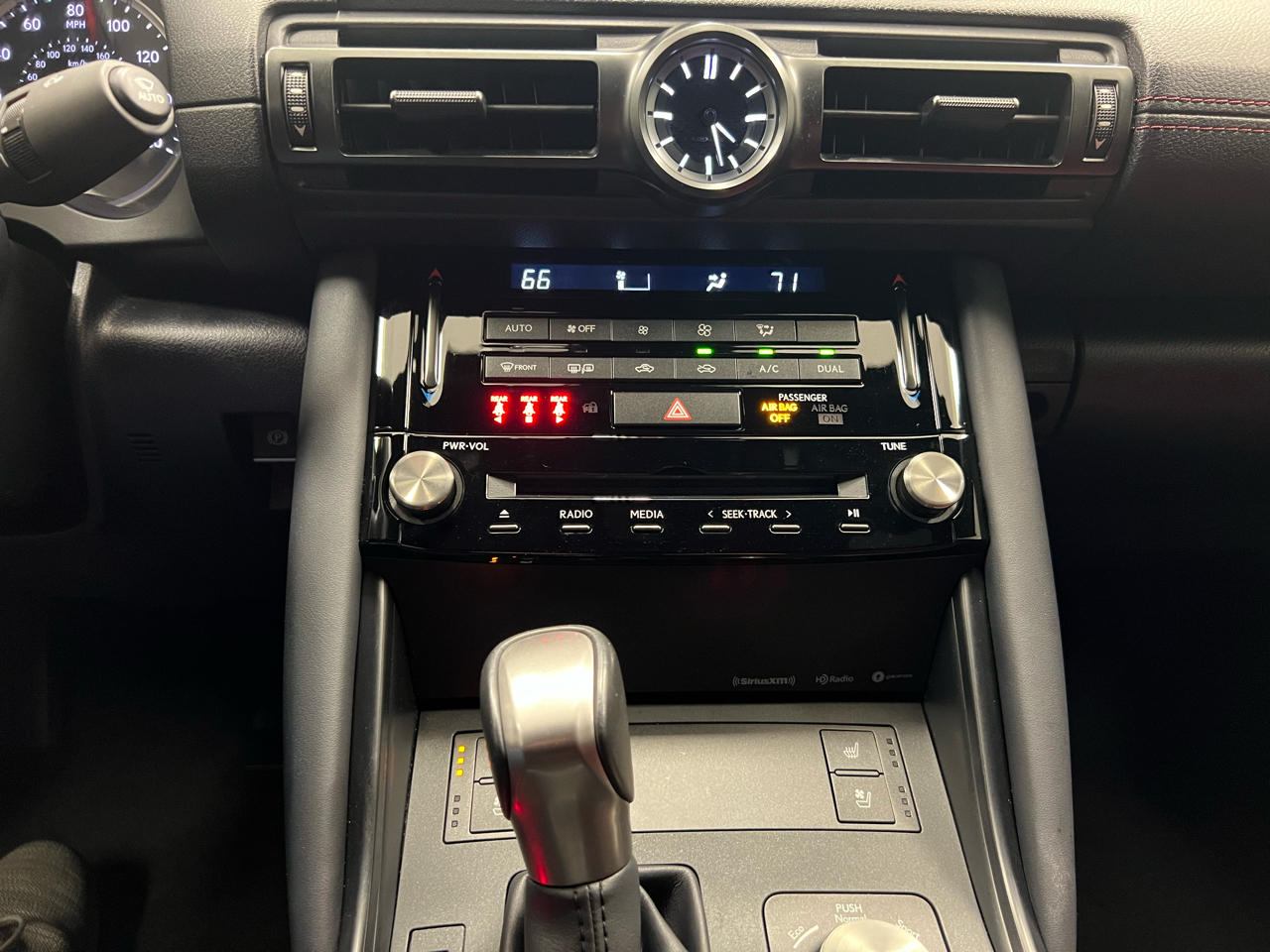 Lexus IS 300 4dr Sport Sdn Auto 2024