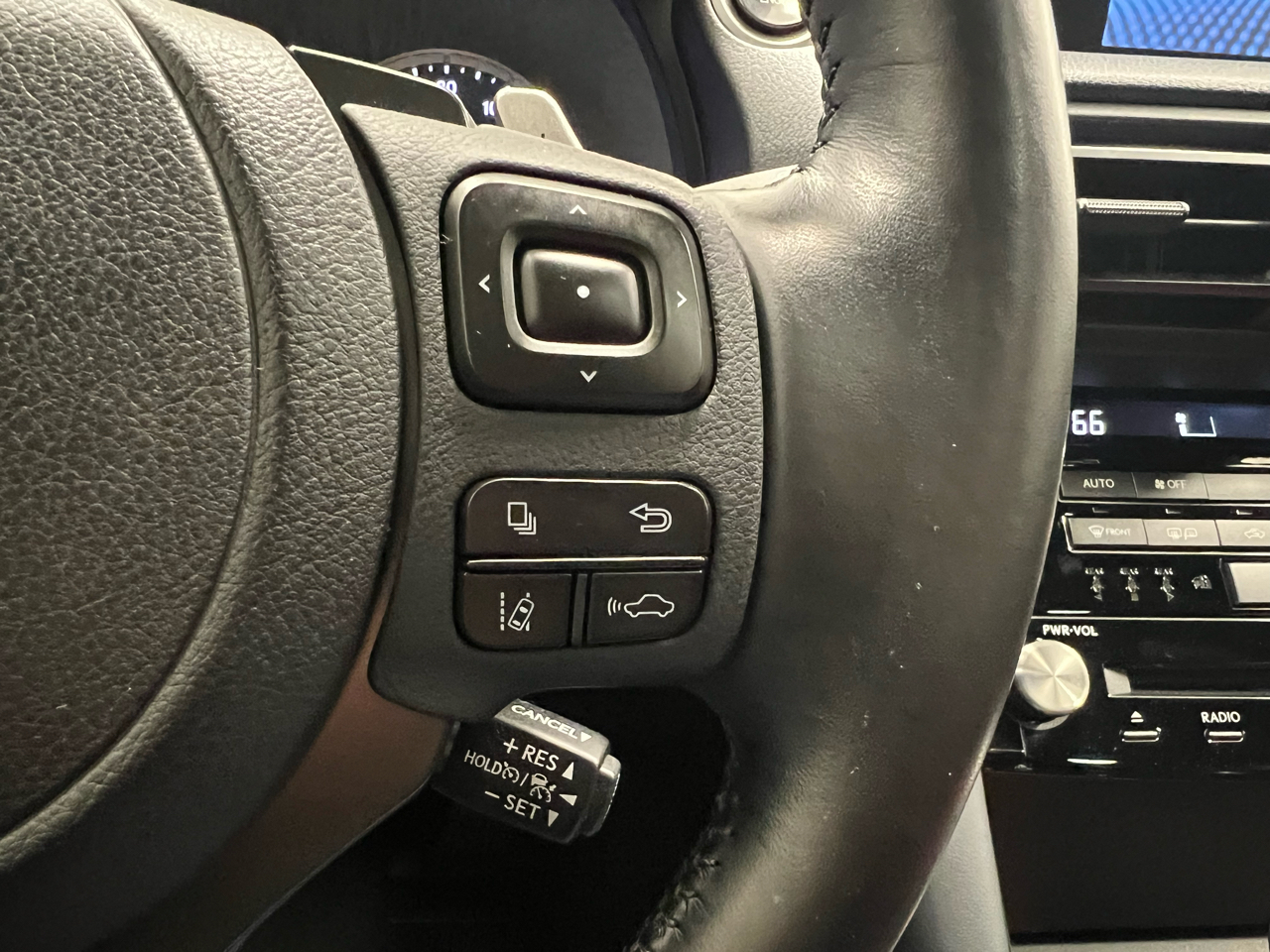 Lexus IS 300 4dr Sport Sdn Auto 2024