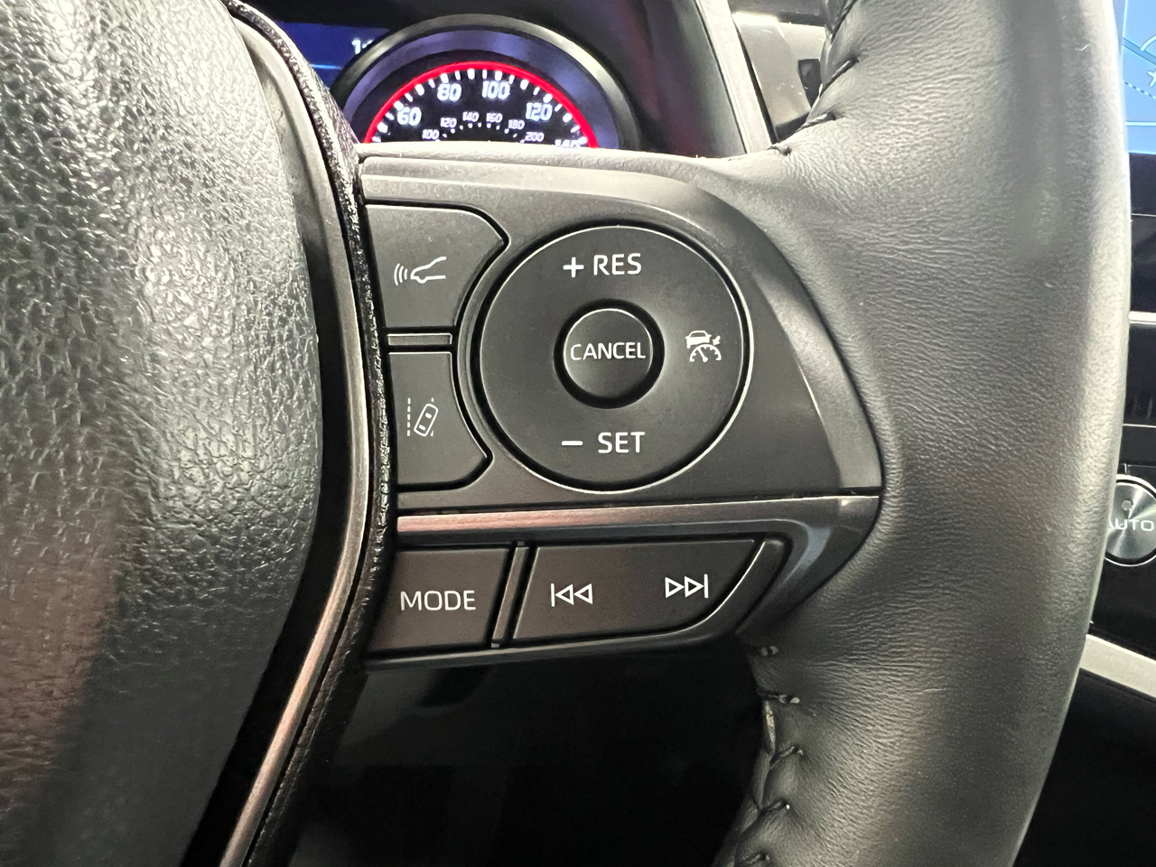 Toyota Camry XSE Auto (Natl) 2024