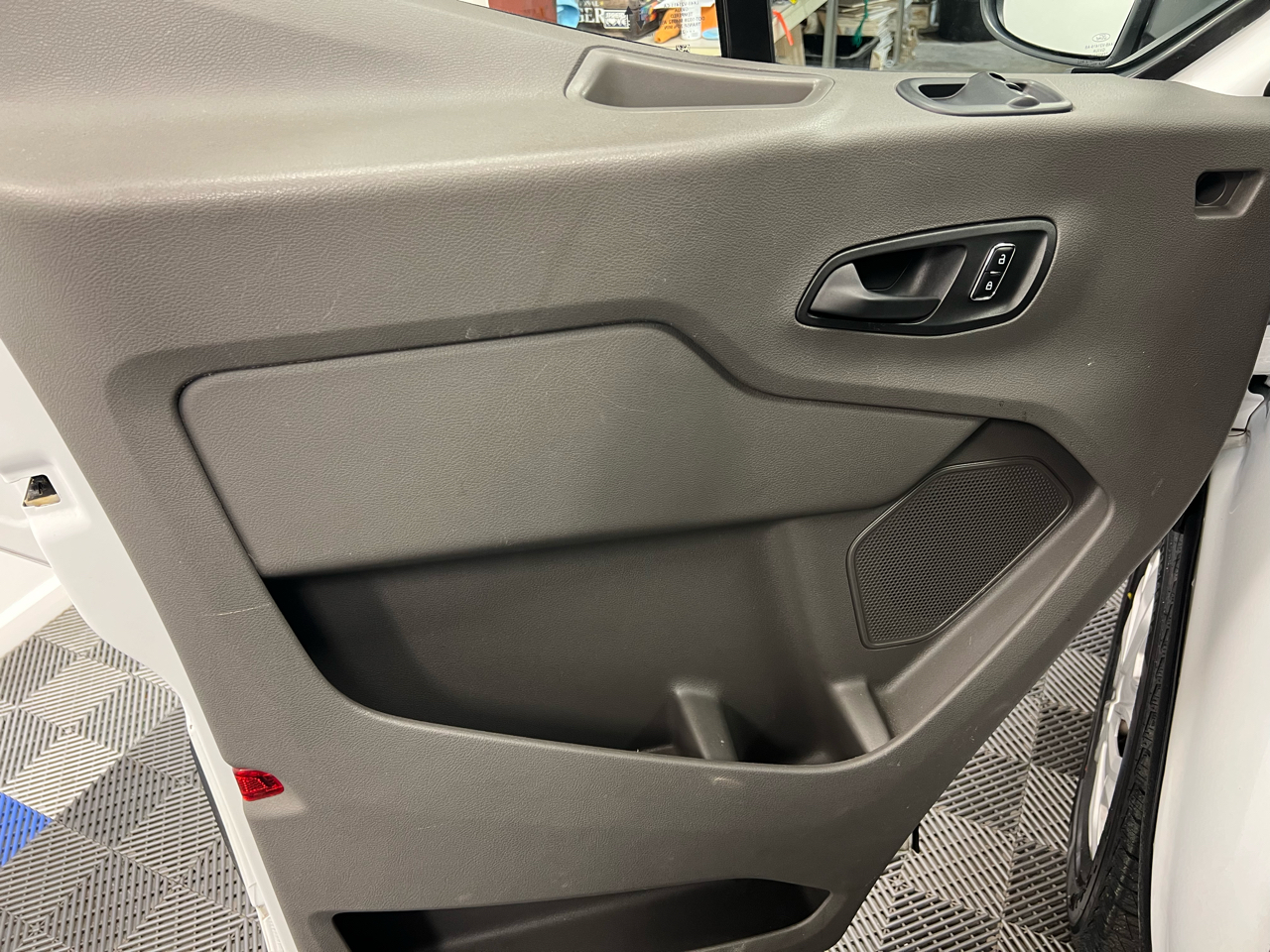 Ford Transit Crew Van T-350 148" Low Rf 9250 GVWR RWD 2023