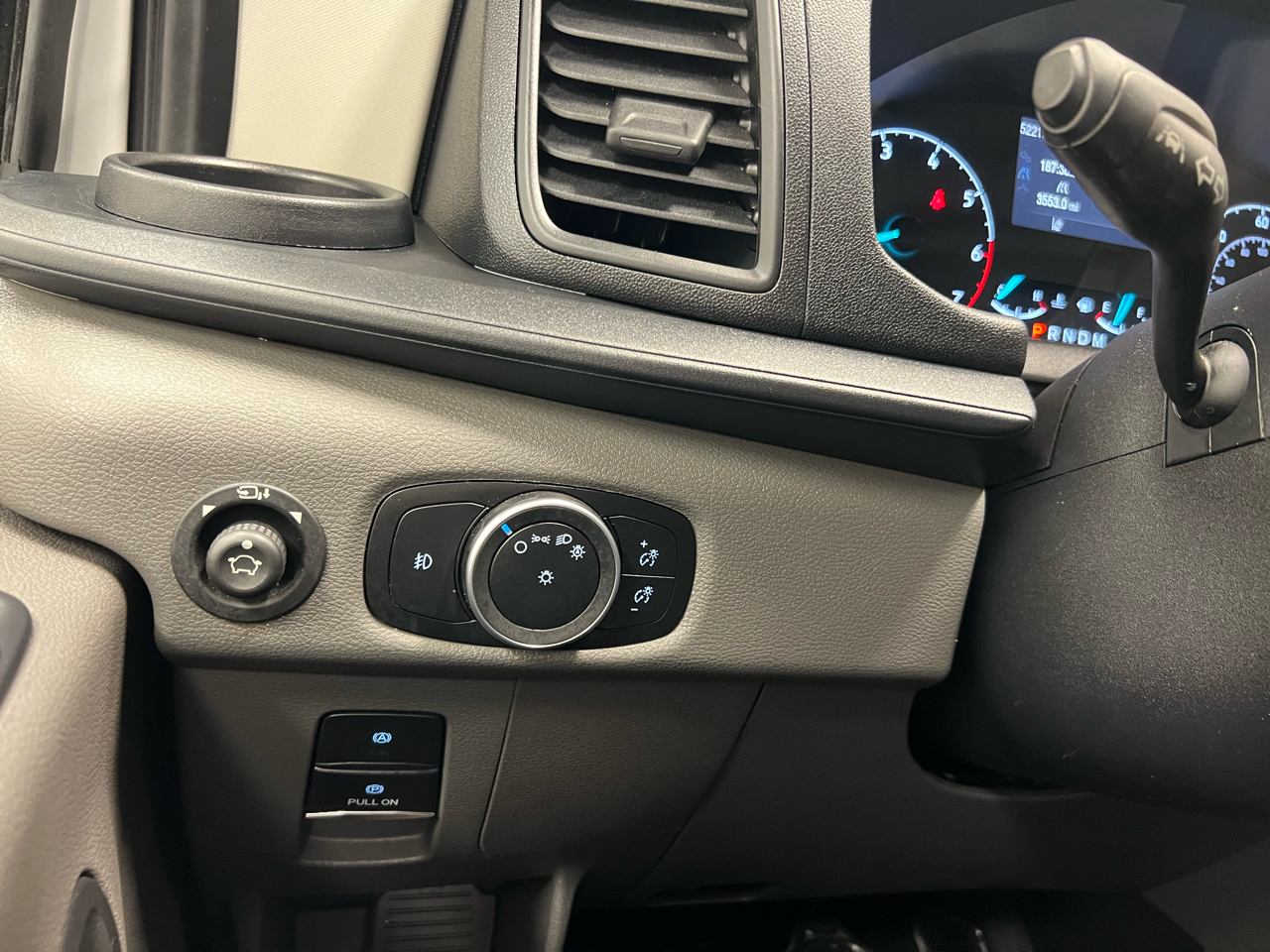 Ford Transit Crew Van T-350 148" Low Rf 9250 GVWR RWD 2023