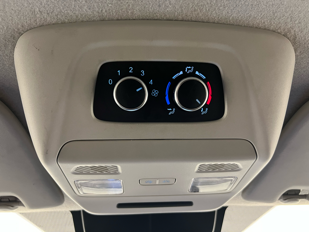 Ford Transit Crew Van T-350 148" Low Rf 9250 GVWR RWD 2023