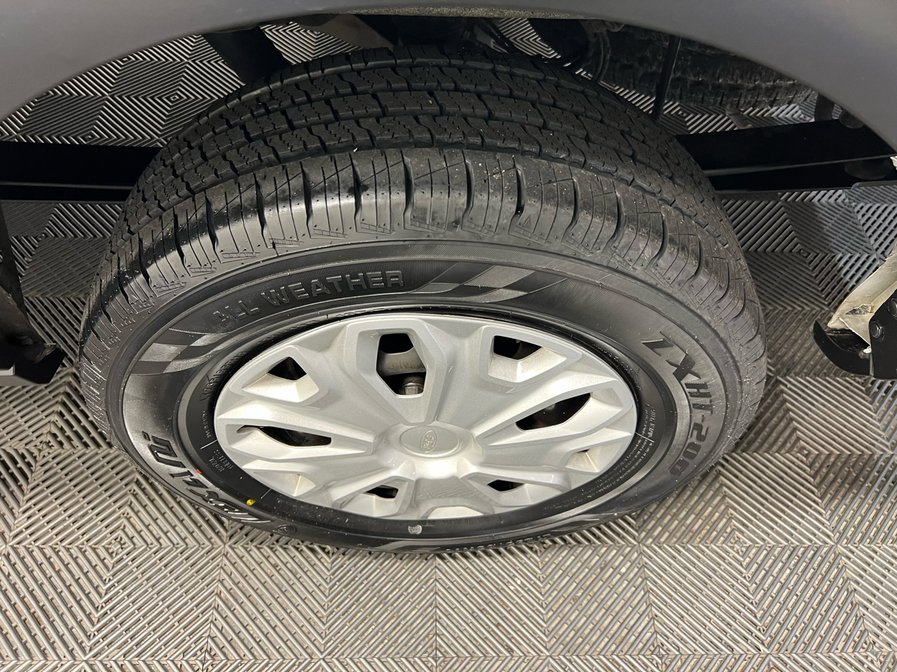 Ford Transit Crew Van T-350 148" Low Rf 9250 GVWR RWD 2023