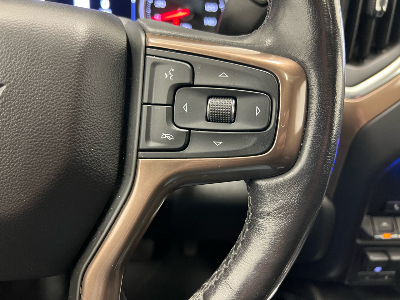 Chevrolet Silverado 1500 4WD Crew Cab 147" High Country 2020