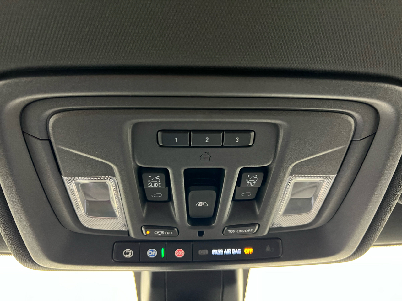 Chevrolet Silverado 1500 4WD Crew Cab 147" High Country 2020