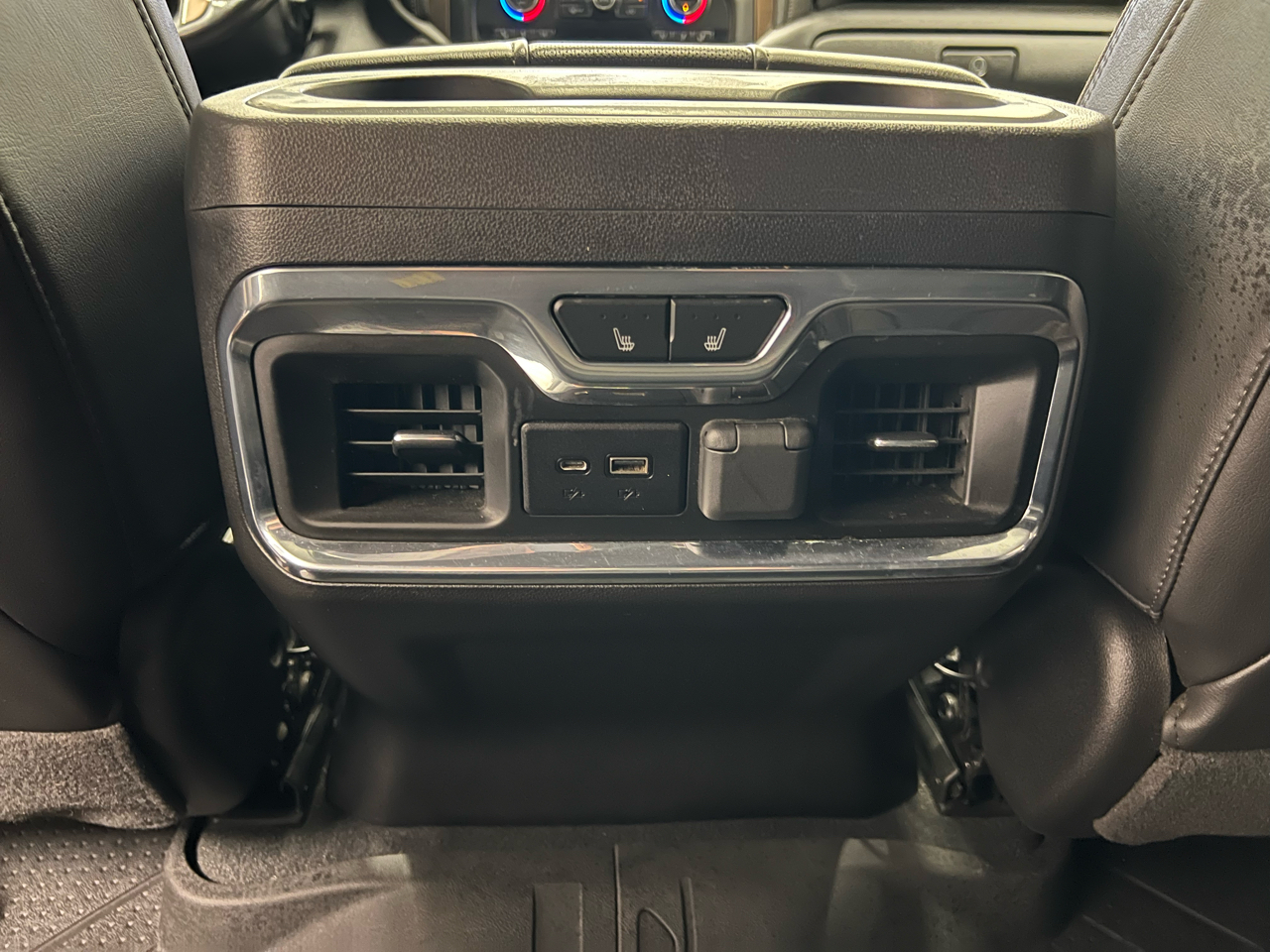 Chevrolet Silverado 1500 4WD Crew Cab 147" High Country 2020