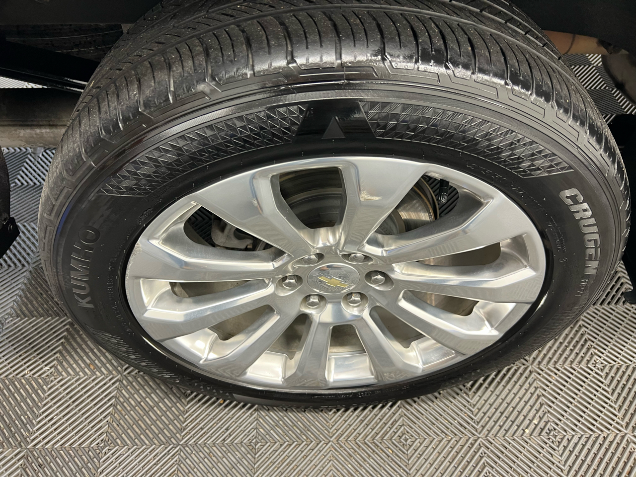 Chevrolet Silverado 1500 4WD Crew Cab 147" High Country 2020