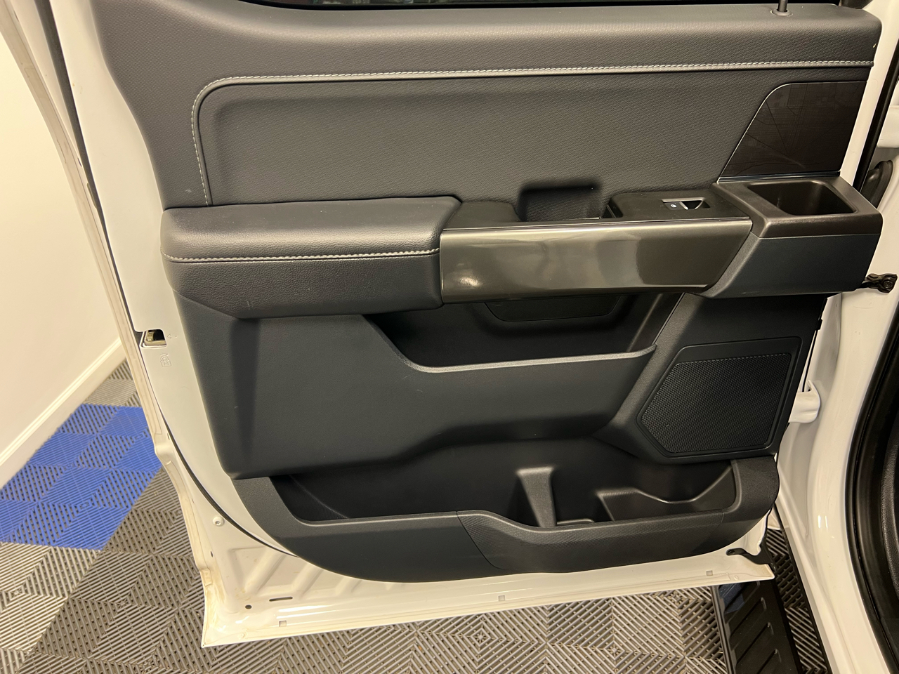 Ford F-150 XLT 4WD SuperCrew 5.5' Box 2023