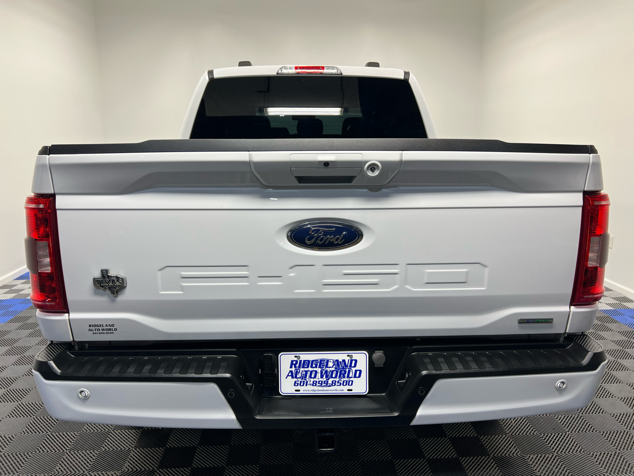 Ford F-150 XLT 4WD SuperCrew 5.5' Box 2023