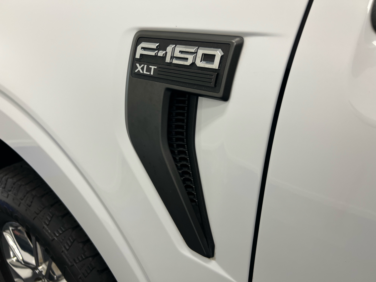 Ford F-150 XLT 4WD SuperCrew 5.5' Box 2023