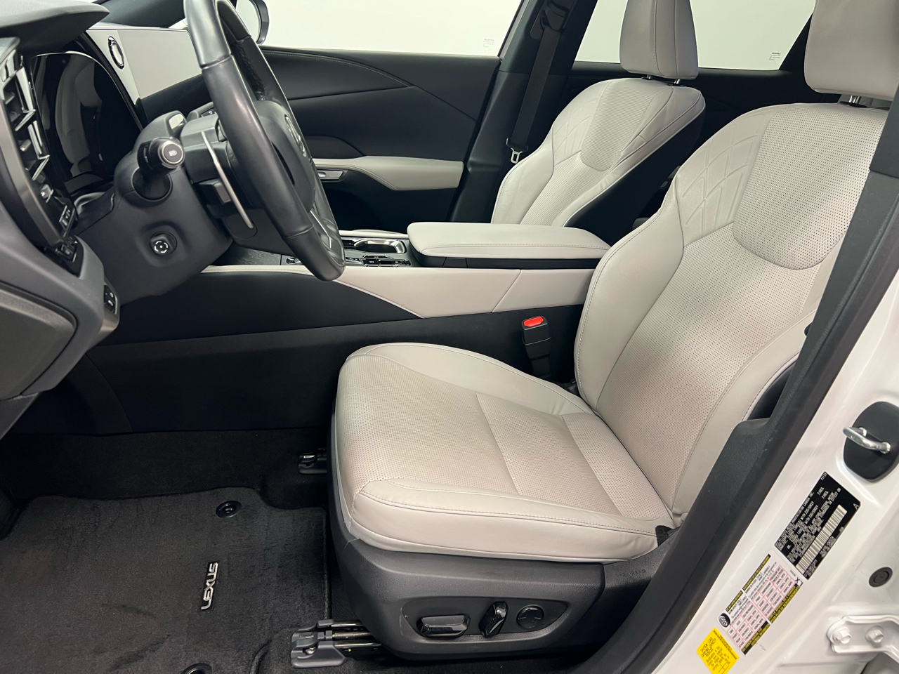 Lexus RX RX 350 Premium Plus FWD 2024