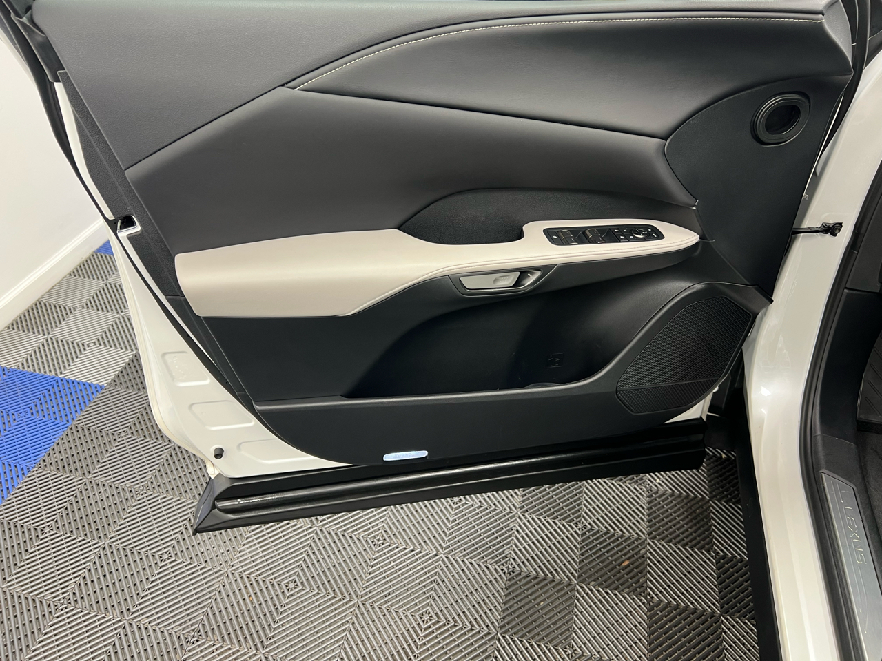 Lexus RX RX 350 Premium Plus FWD 2024