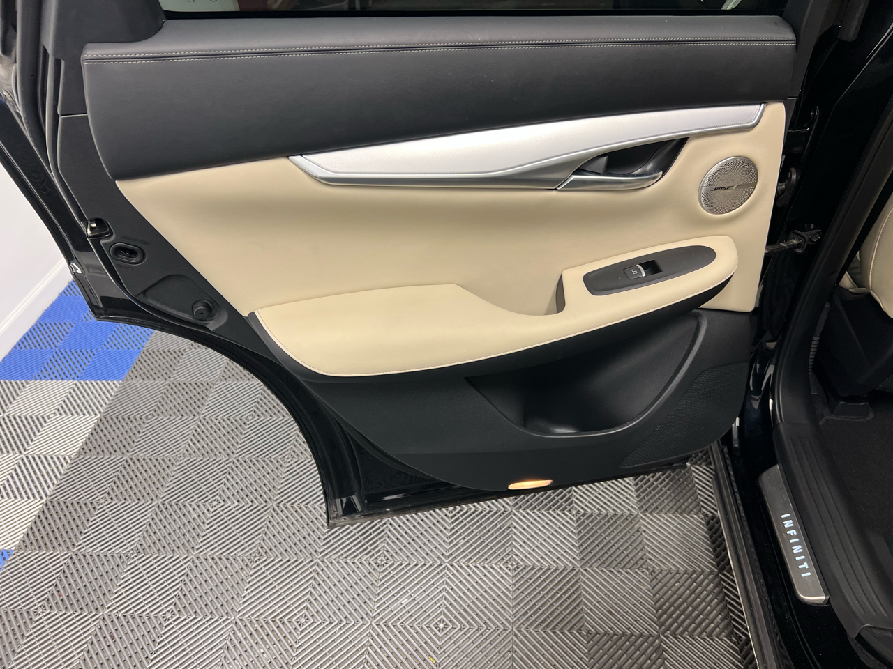 Infiniti QX50 ESSENTIAL FWD 2022