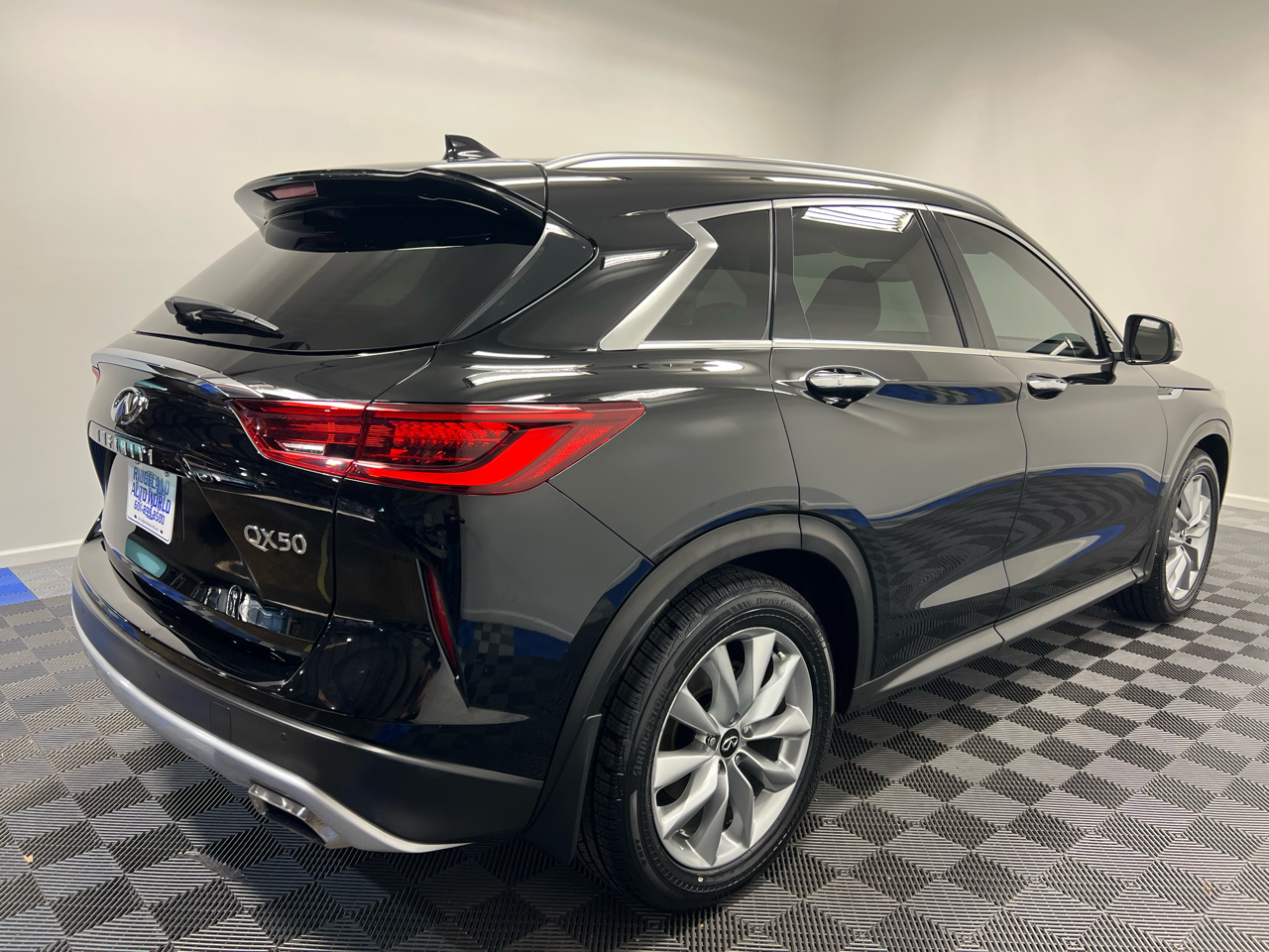 Infiniti QX50 ESSENTIAL FWD 2022