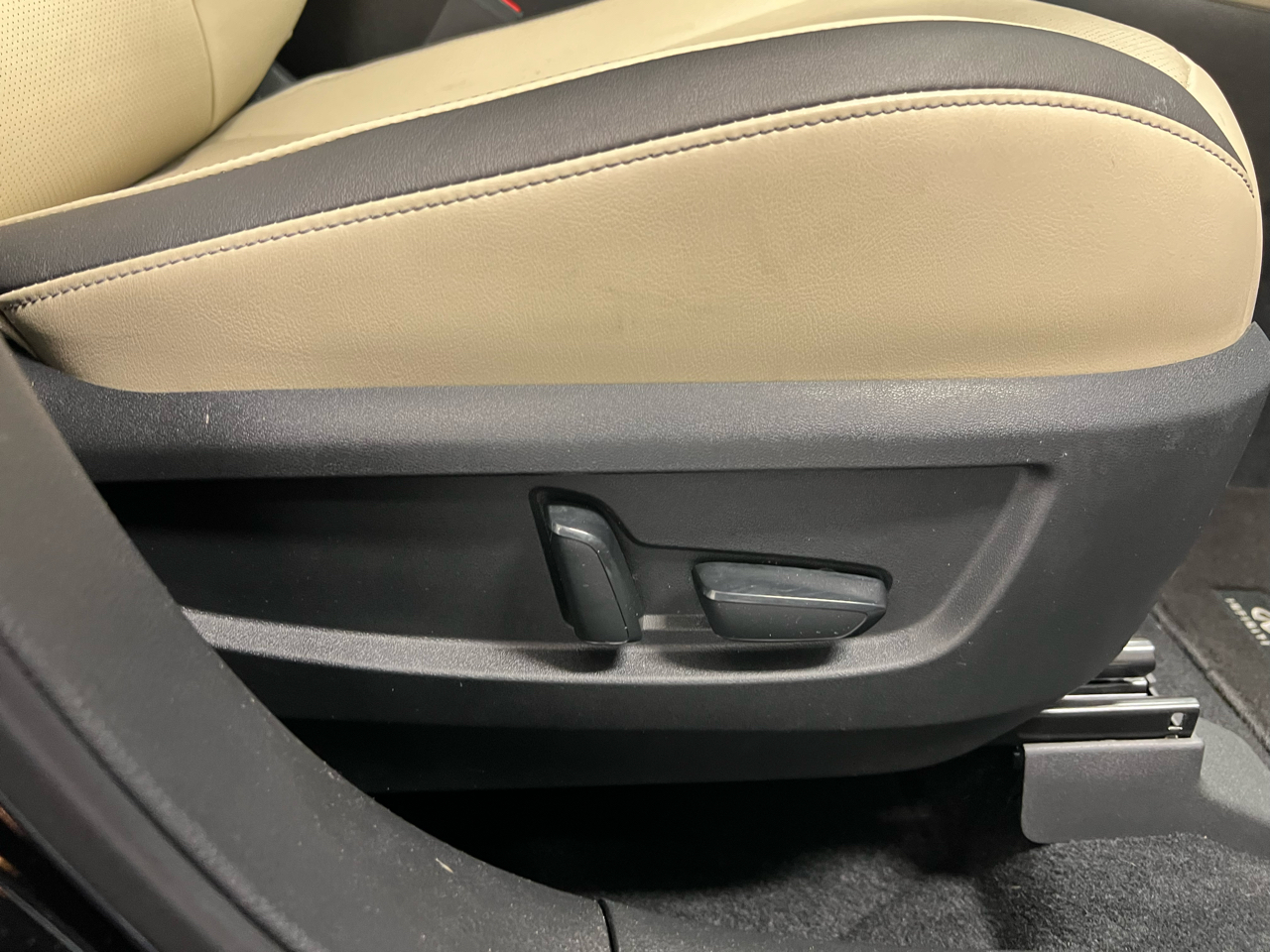 Infiniti QX50 ESSENTIAL FWD 2022