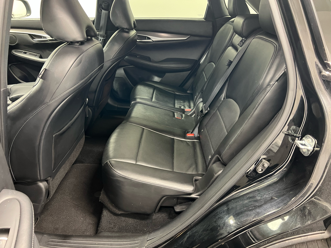 Infiniti QX50 LUXE FWD 2023