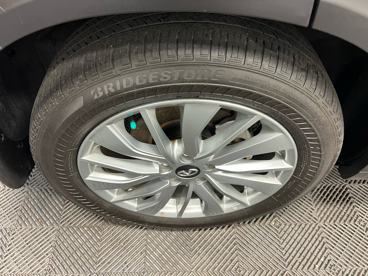 Infiniti QX50 LUXE FWD 2023