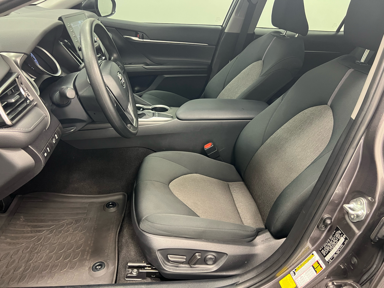 Toyota Camry LE Auto (Natl) 2023