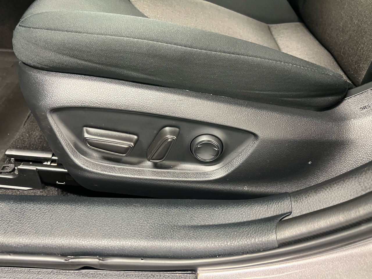 Toyota Camry LE Auto (Natl) 2023