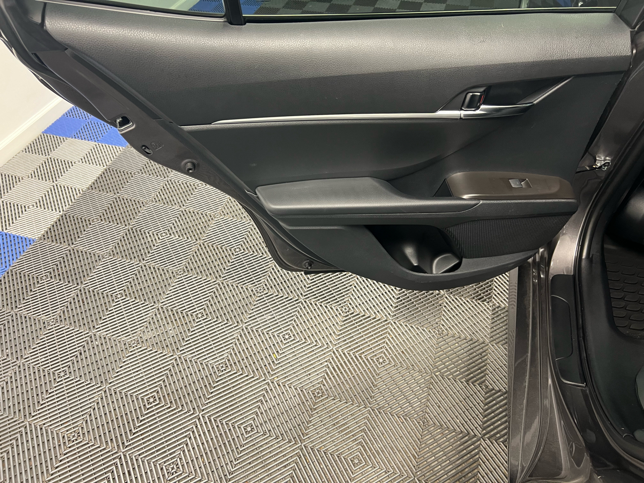 Toyota Camry LE Auto (Natl) 2023