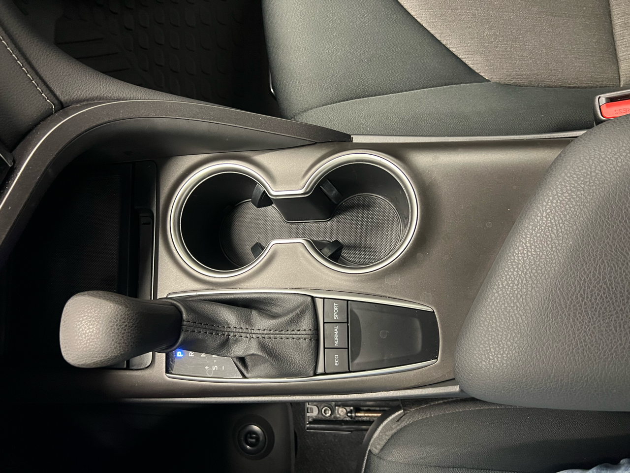 Toyota Camry LE Auto (Natl) 2023