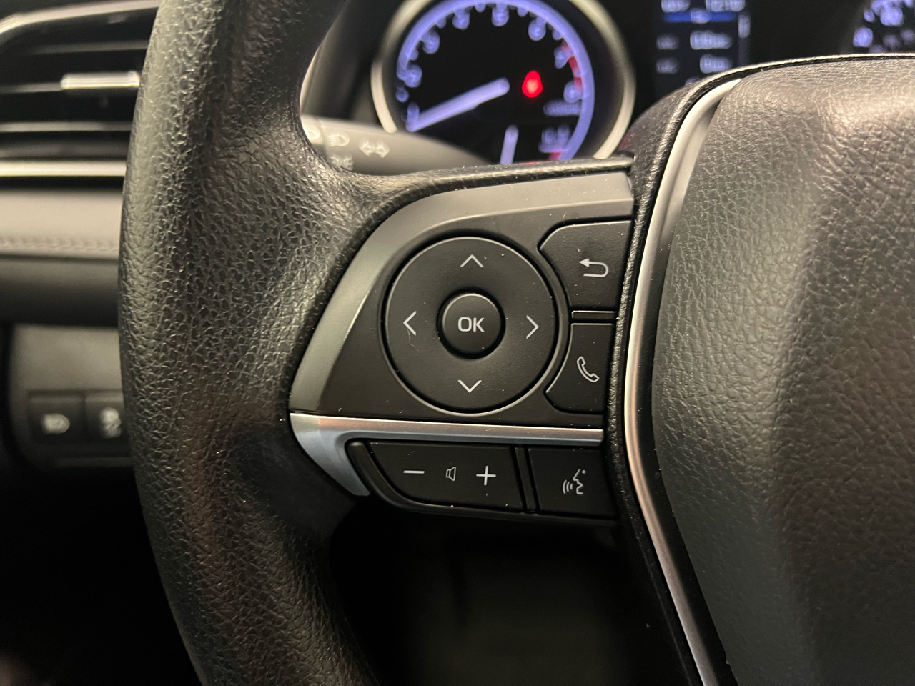 Toyota Camry LE Auto (Natl) 2023