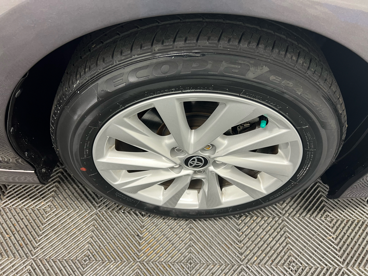 Toyota Camry LE Auto (Natl) 2023