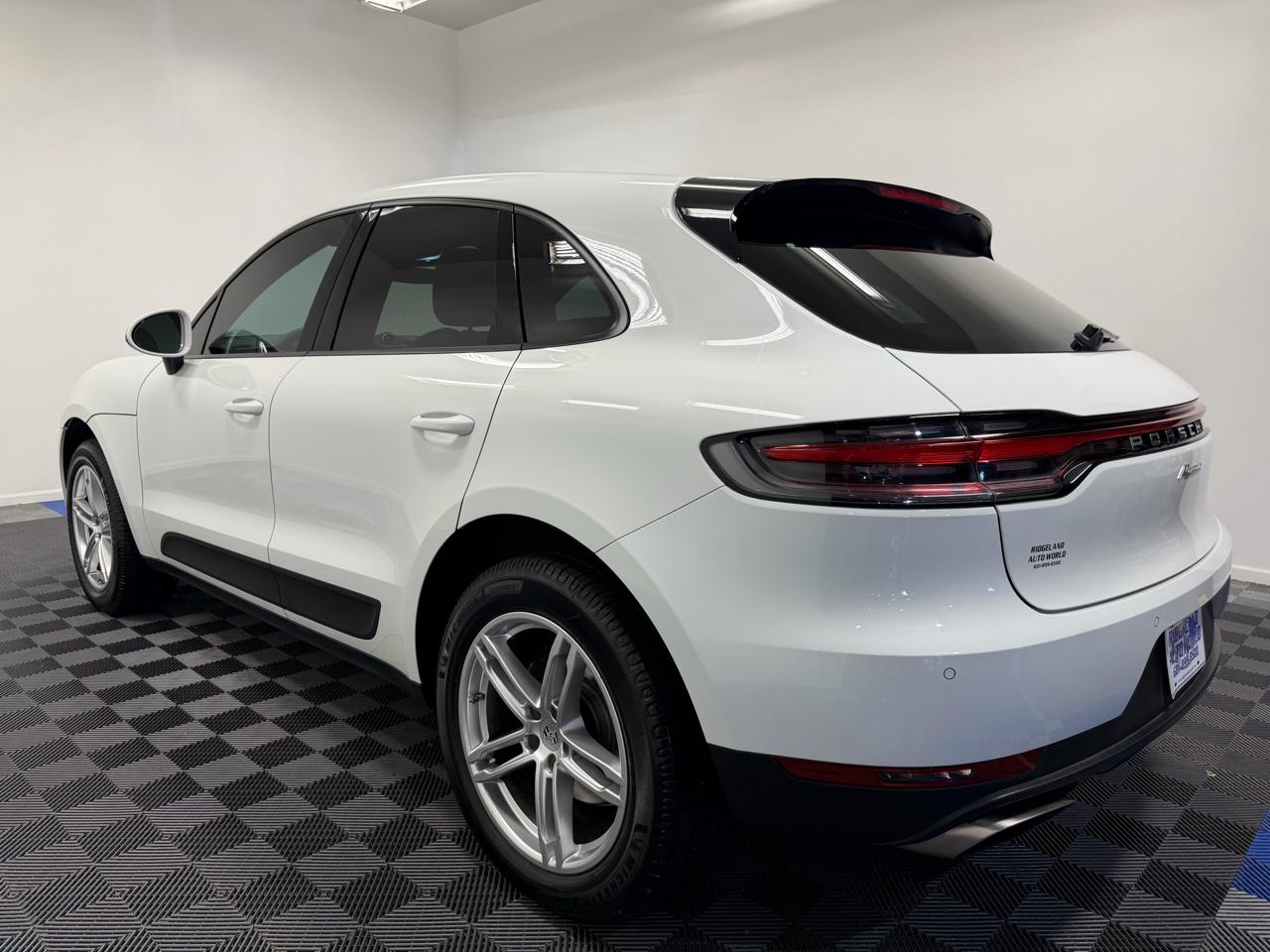 Porsche Macan AWD 2021
