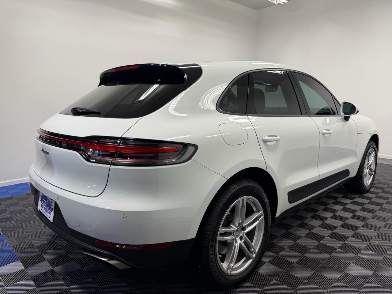 Porsche Macan AWD 2021