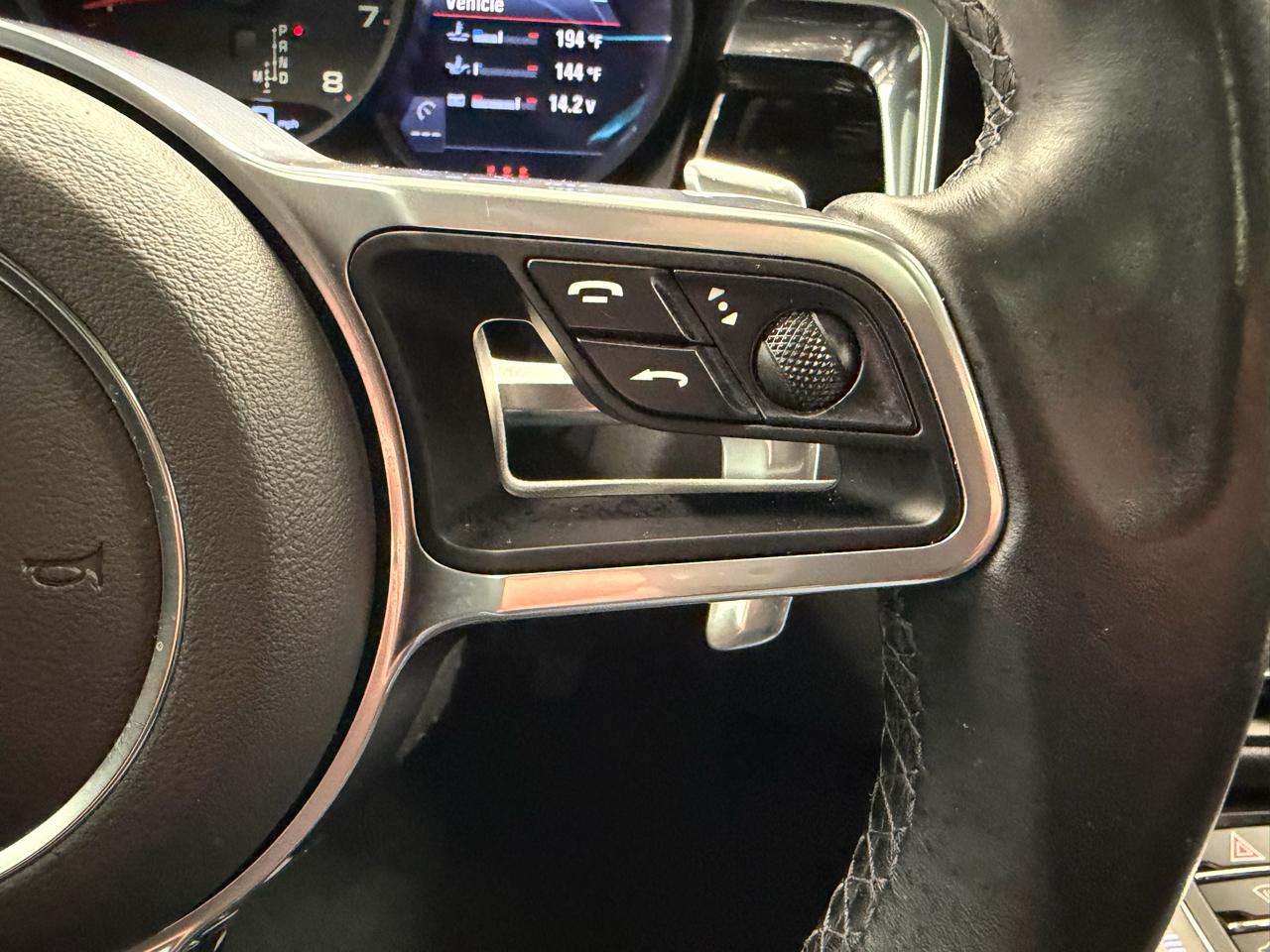 Porsche Macan AWD 2021
