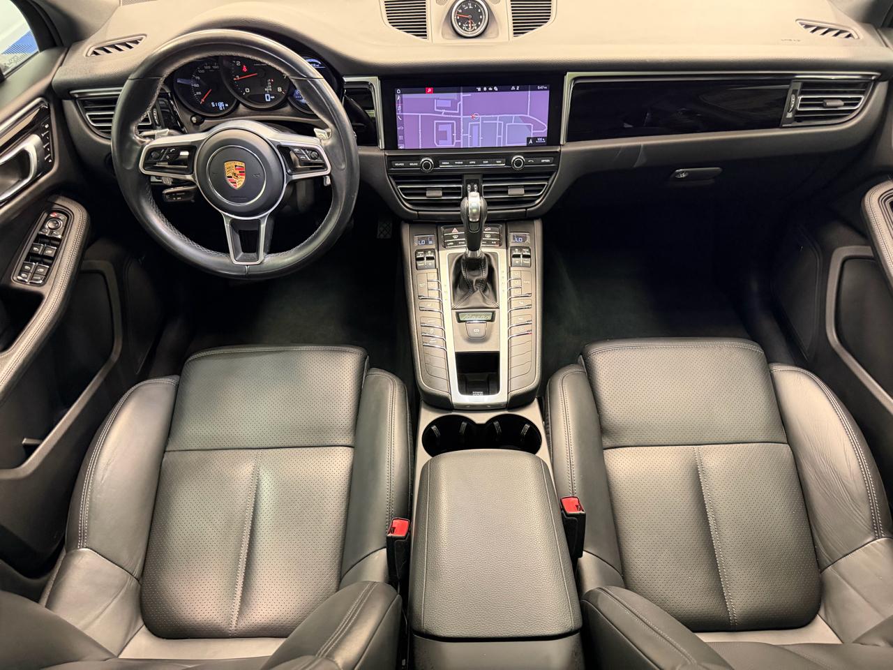 Porsche Macan AWD 2021