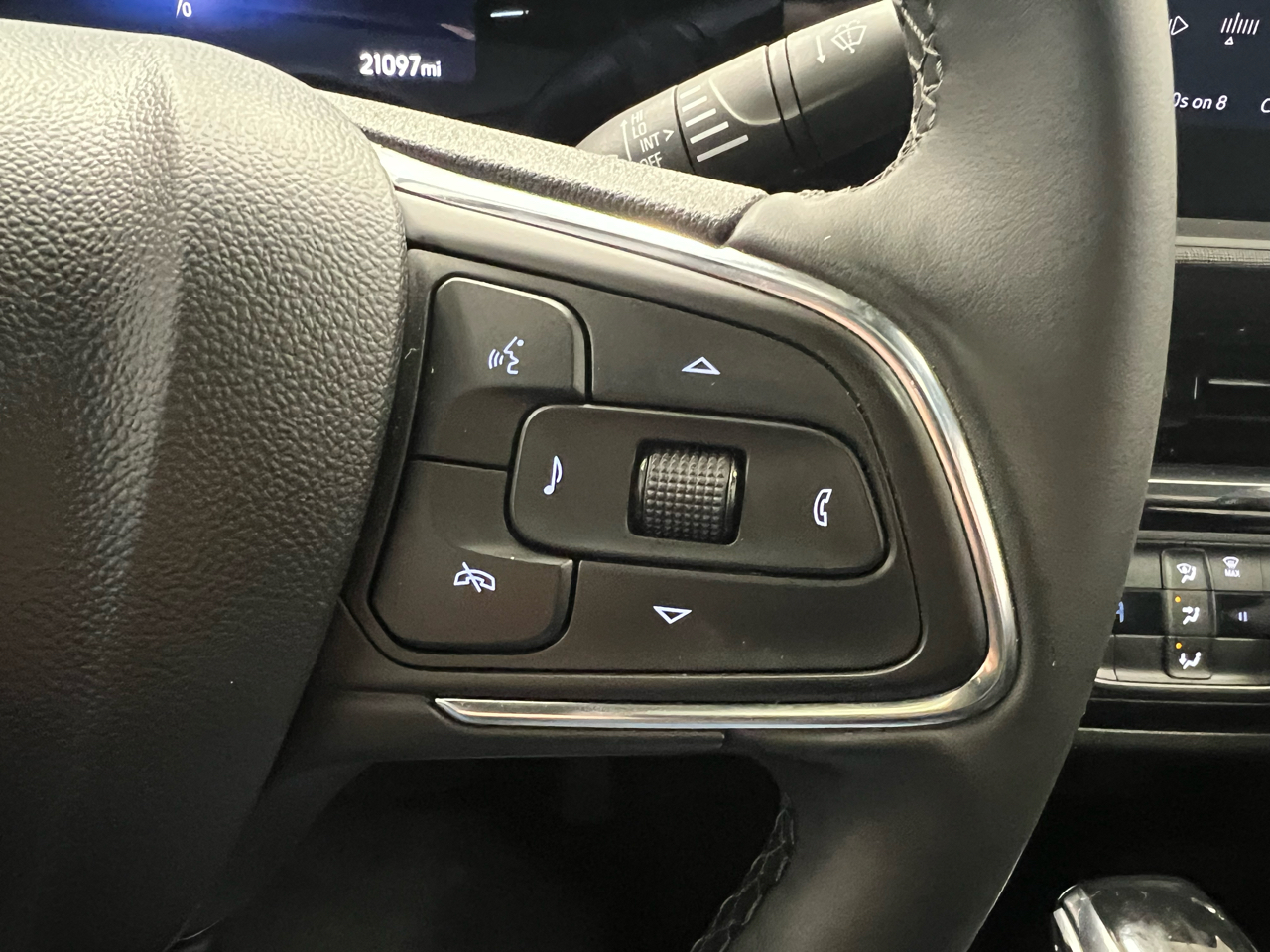 Buick Envista FWD 4dr Sport Touring 2025