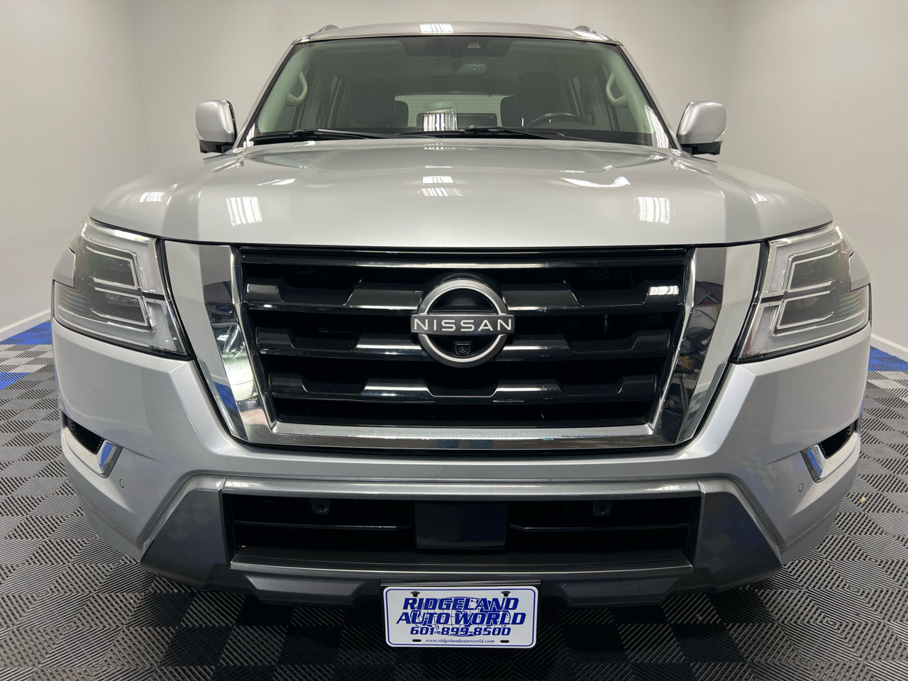 Nissan Armada 4x2 SL 2021