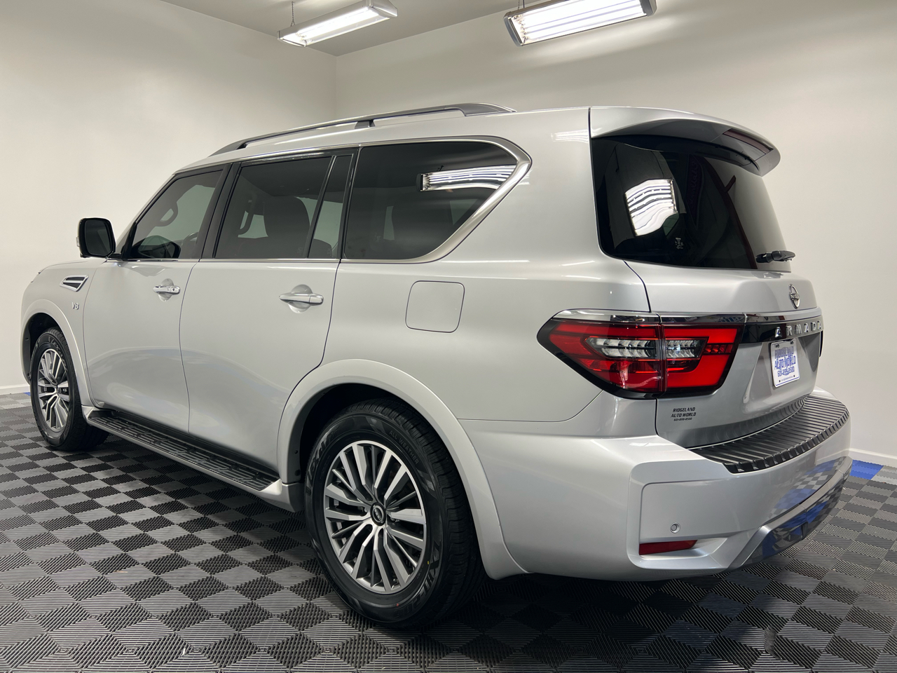 Nissan Armada 4x2 SL 2021