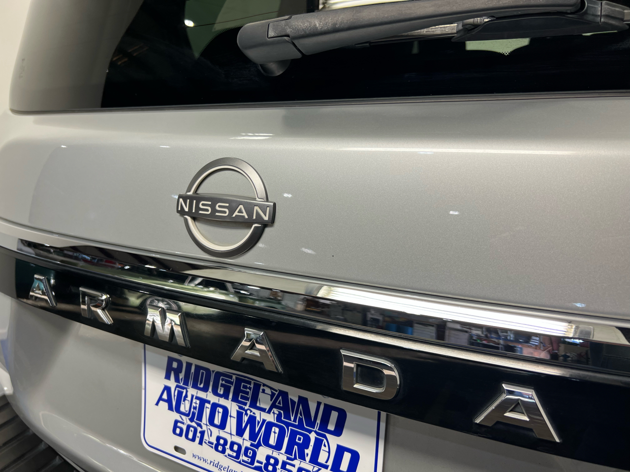 Nissan Armada 4x2 SL 2021
