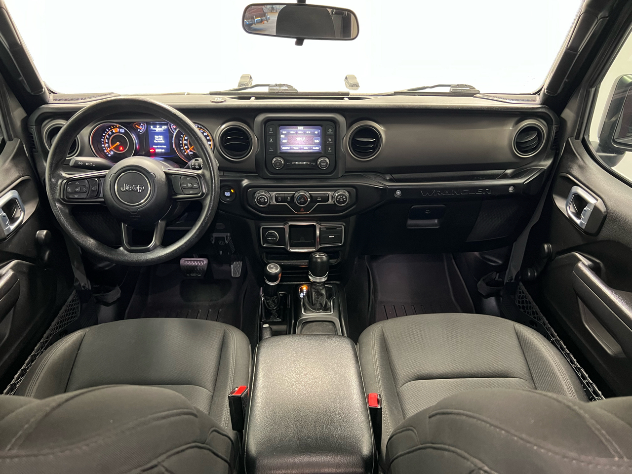 Jeep Wrangler Sport 4x4 2021