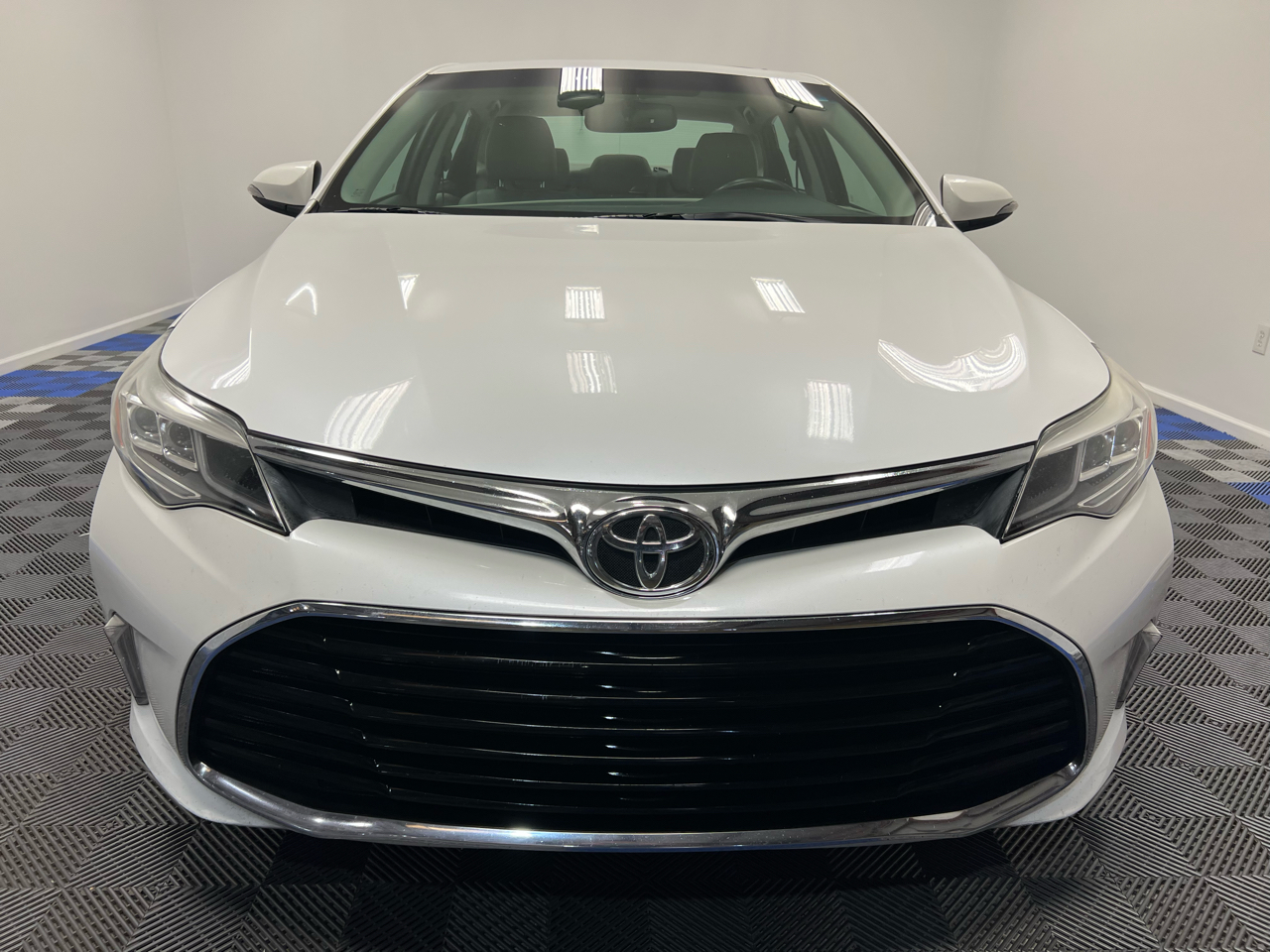 Toyota Avalon Touring 4D Sedan 2016