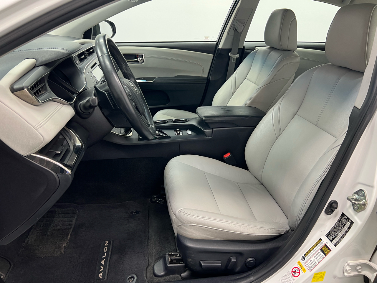 Toyota Avalon Touring 4D Sedan 2016