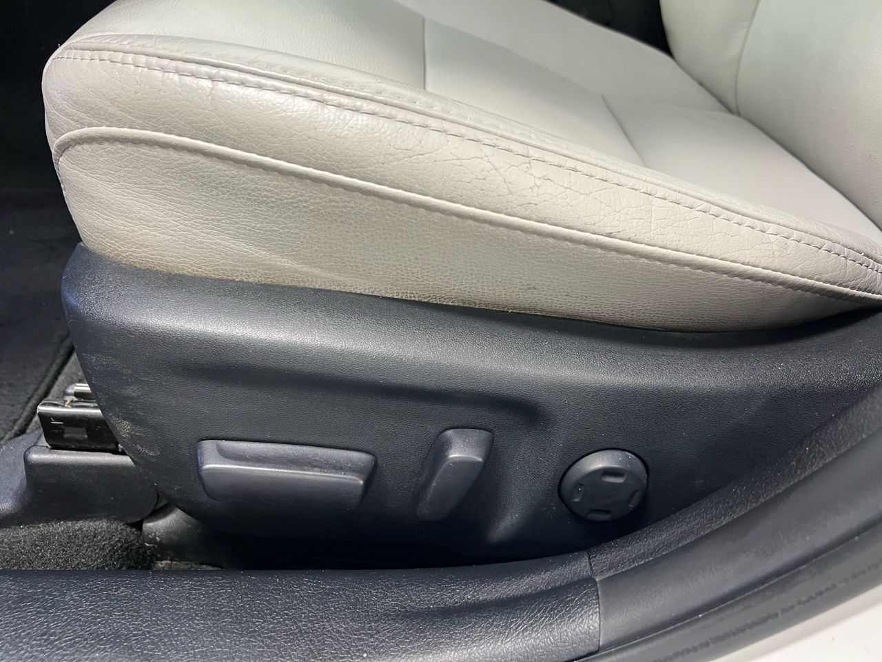 Toyota Avalon Touring 4D Sedan 2016