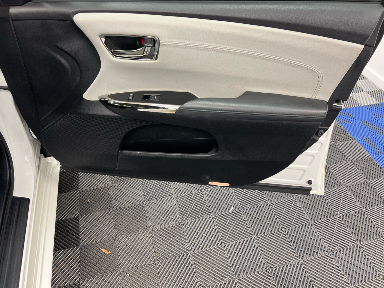 Toyota Avalon Touring 4D Sedan 2016