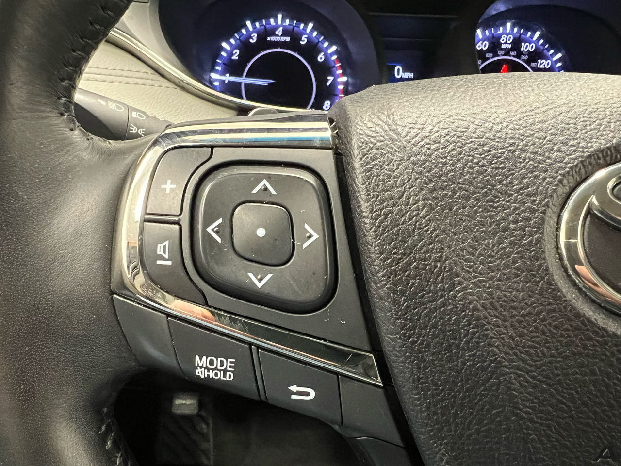 Toyota Avalon Touring 4D Sedan 2016