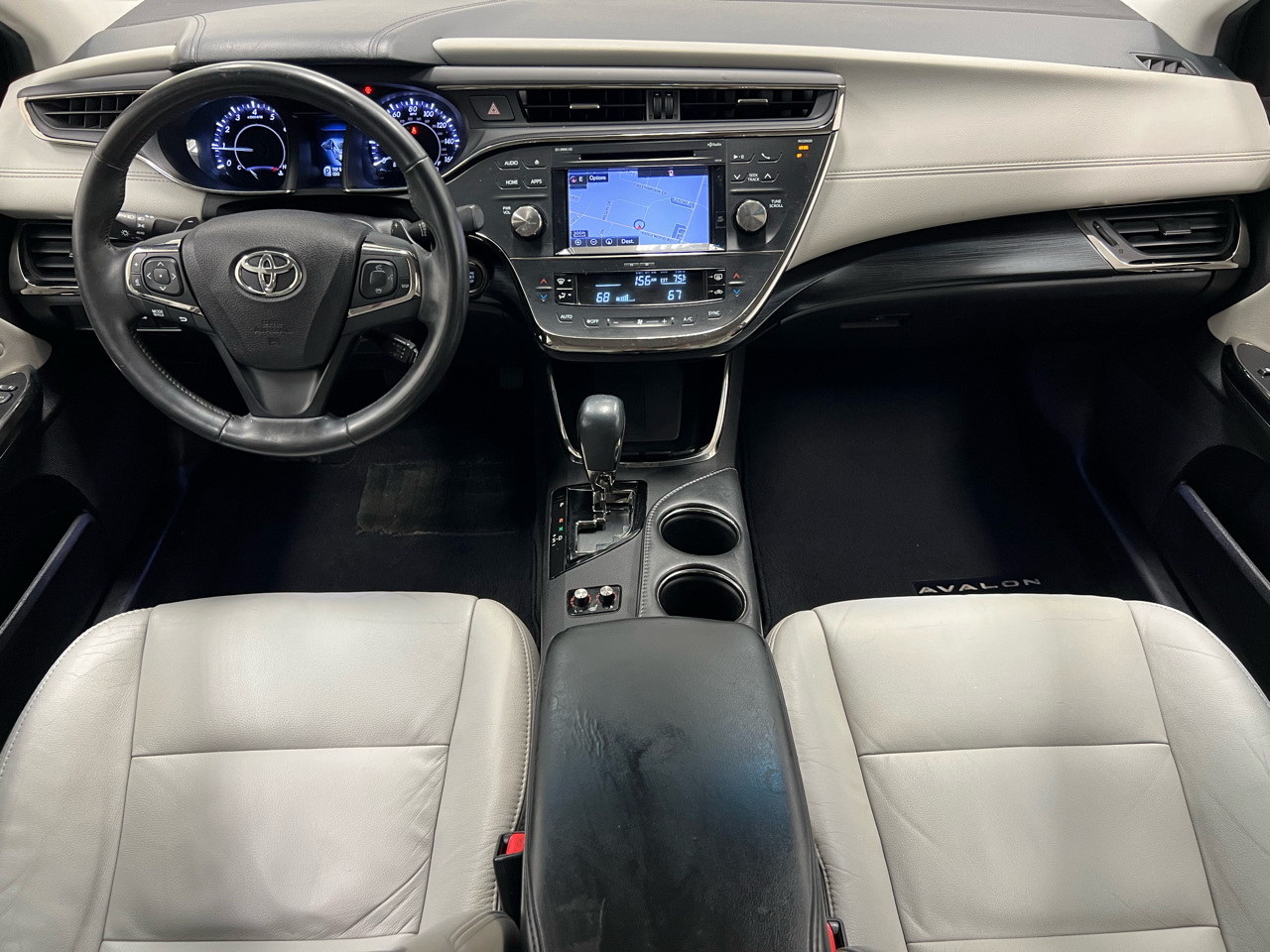 Toyota Avalon Touring 4D Sedan 2016