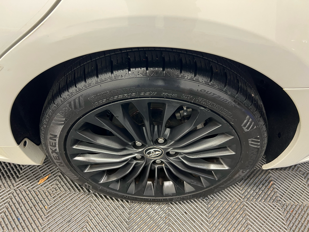 Toyota Avalon Touring 4D Sedan 2016