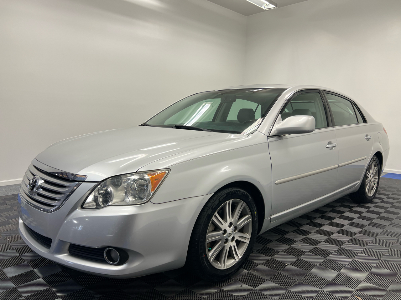 Toyota Avalon 4dr Sdn Limited (Natl) 2008