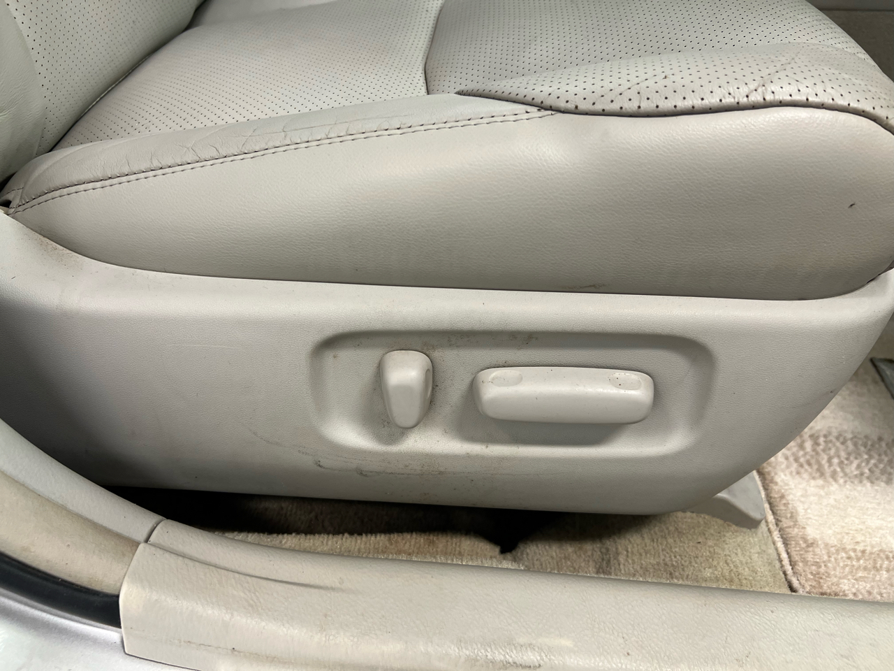 Toyota Avalon 4dr Sdn Limited (Natl) 2008