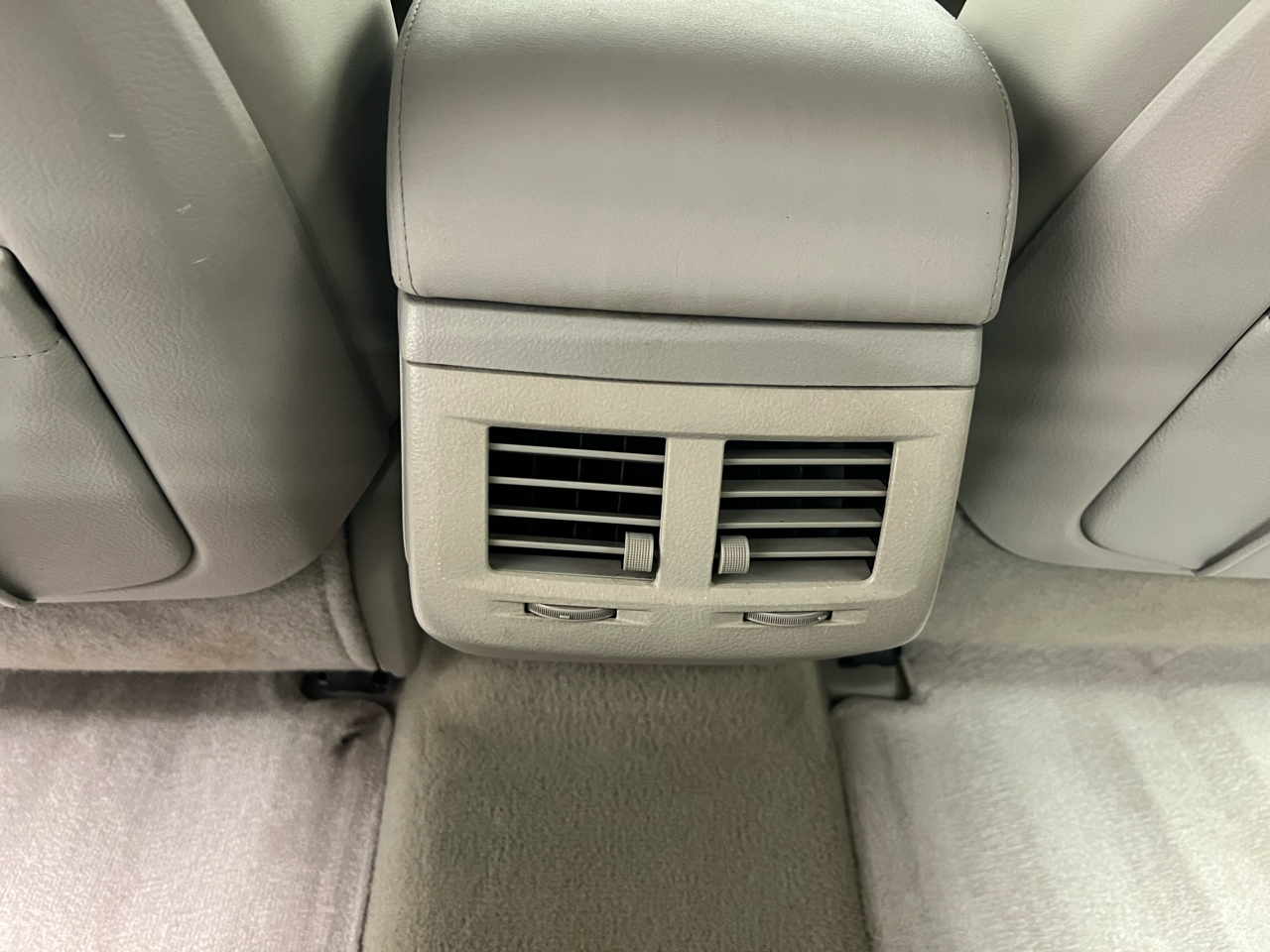 Toyota Avalon 4dr Sdn Limited (Natl) 2008