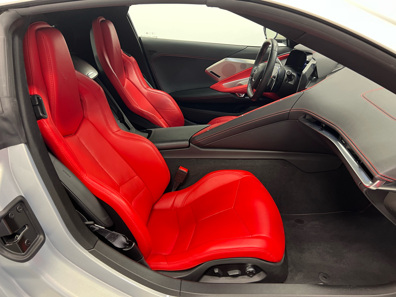 Chevrolet Corvette 2dr Stingray Cpe w/2LT 2021