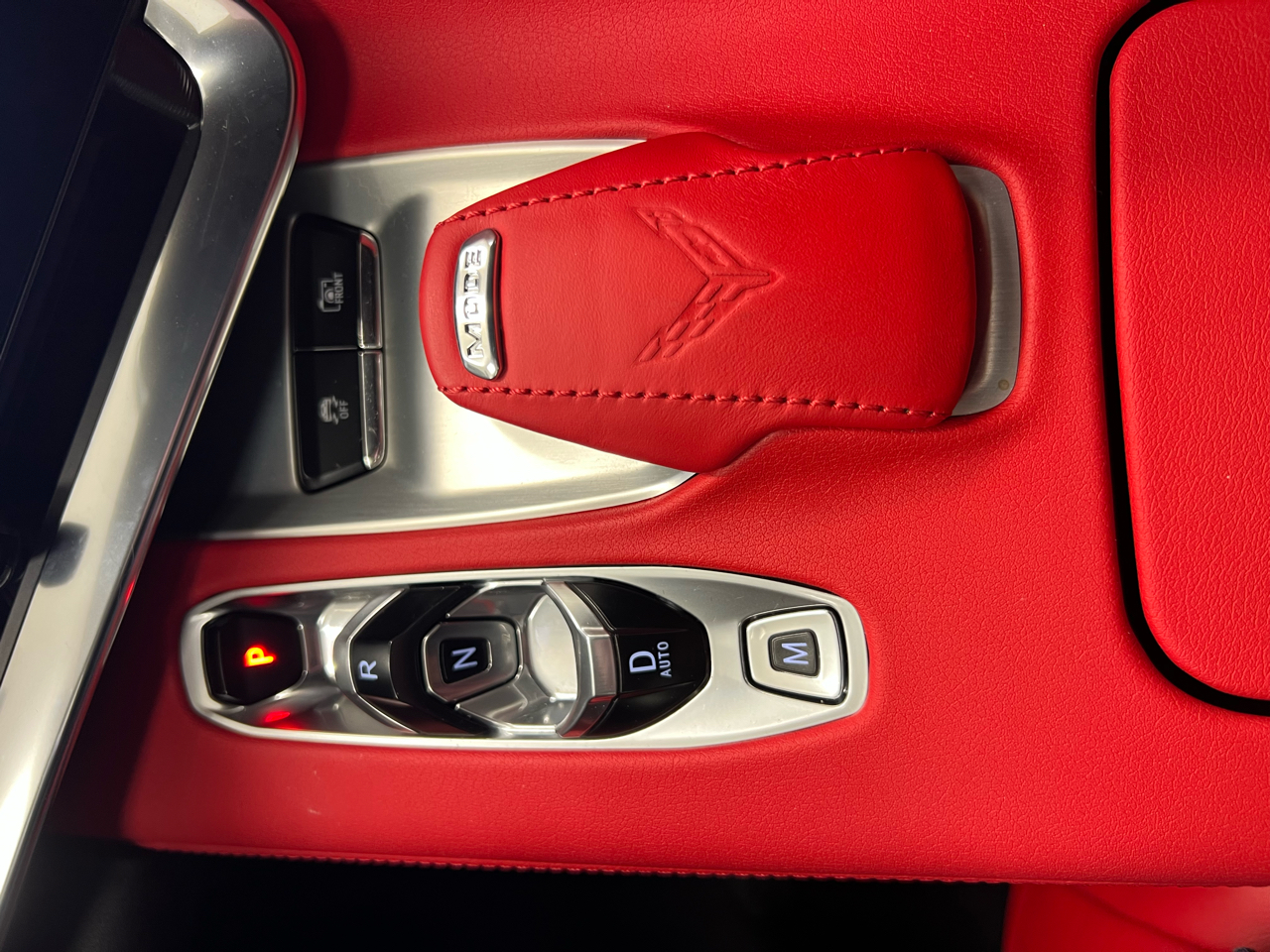 Chevrolet Corvette 2dr Stingray Cpe w/2LT 2021