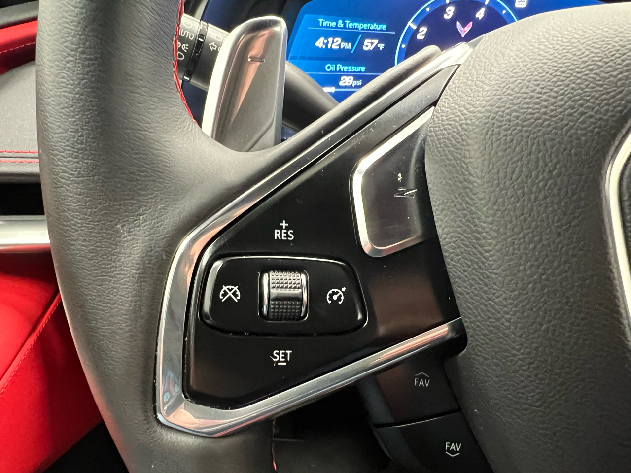 Chevrolet Corvette 2dr Stingray Cpe w/2LT 2021