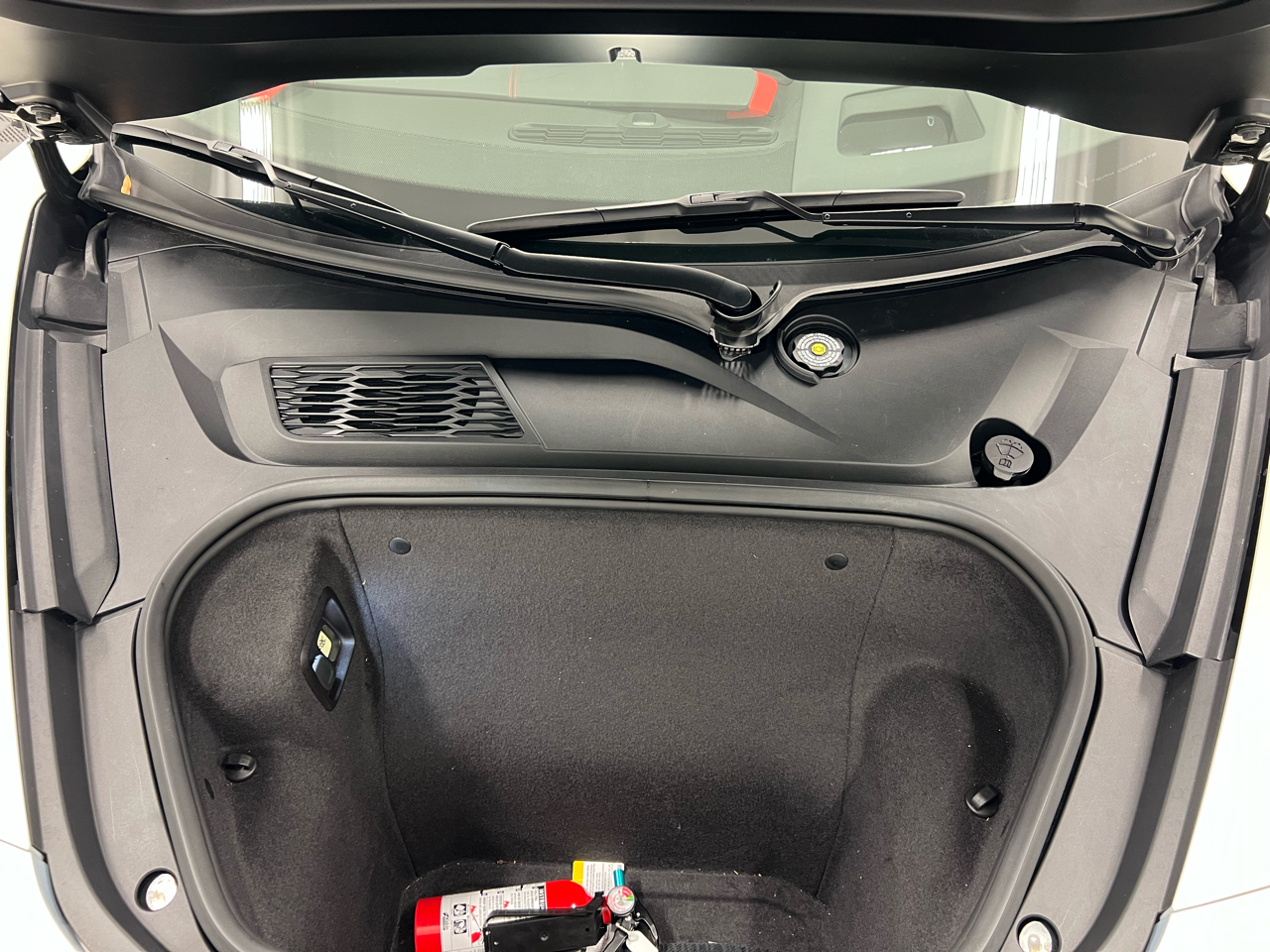 Chevrolet Corvette 2dr Stingray Cpe w/2LT 2021